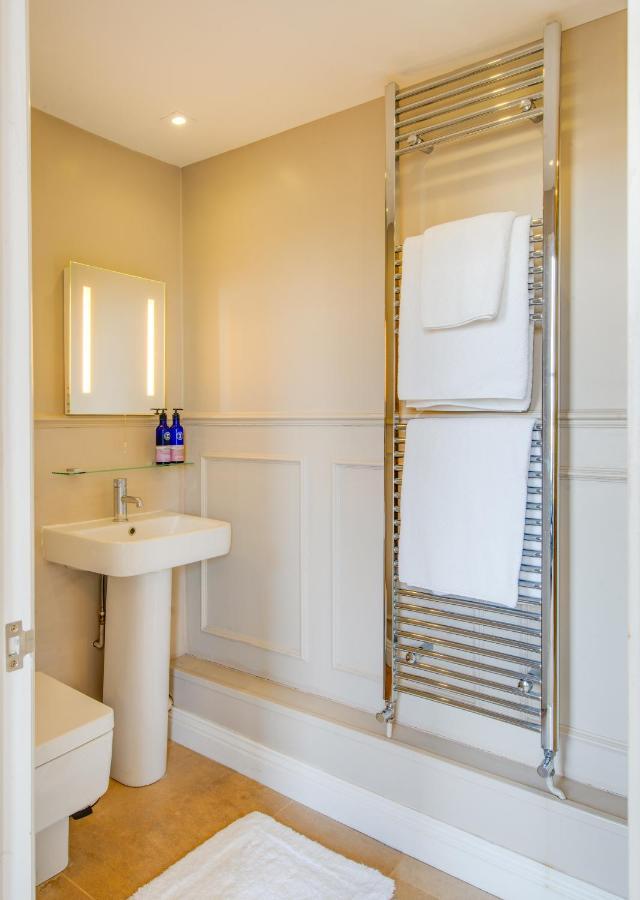 The Montpellier Townhouse Villa Cheltenham Bagian luar foto