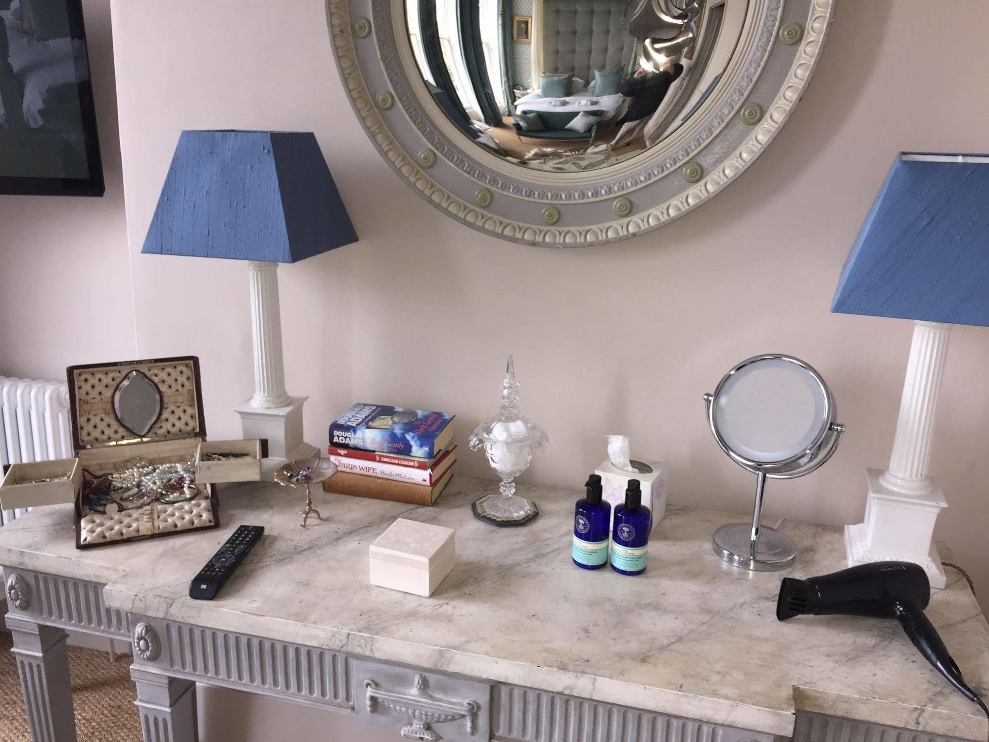 The Montpellier Townhouse Villa Cheltenham Bagian luar foto